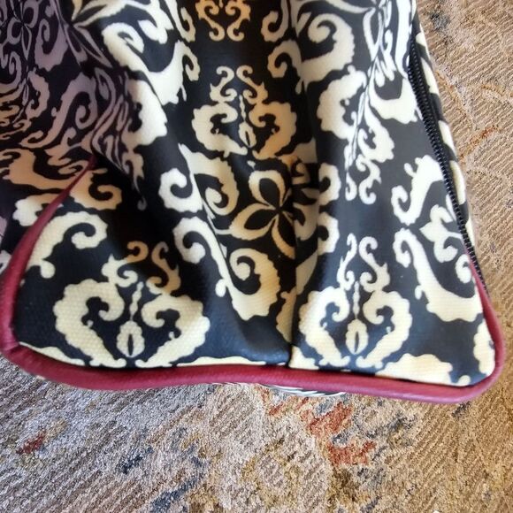 Petunia Pickle Bottom Baby Bag! Great, Clean Condition - Picture 2 of 15